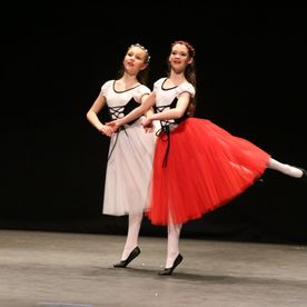 ballet duet young dancers